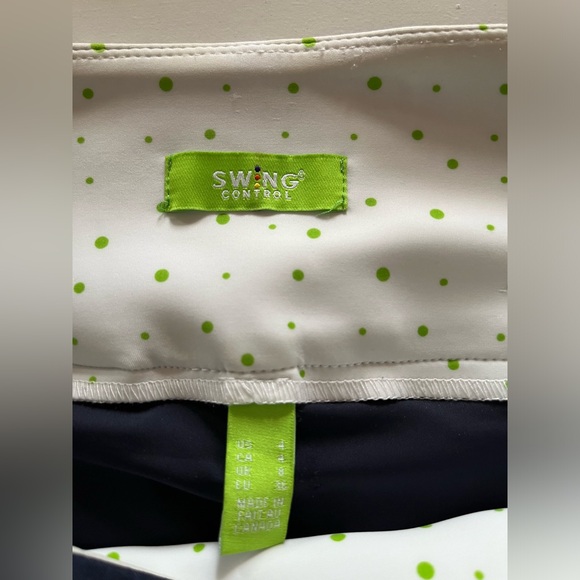 WOMENS SWING CONTROL SKORT with Golf graphics, size 4 -navy & white pockets - Picture 2 of 6